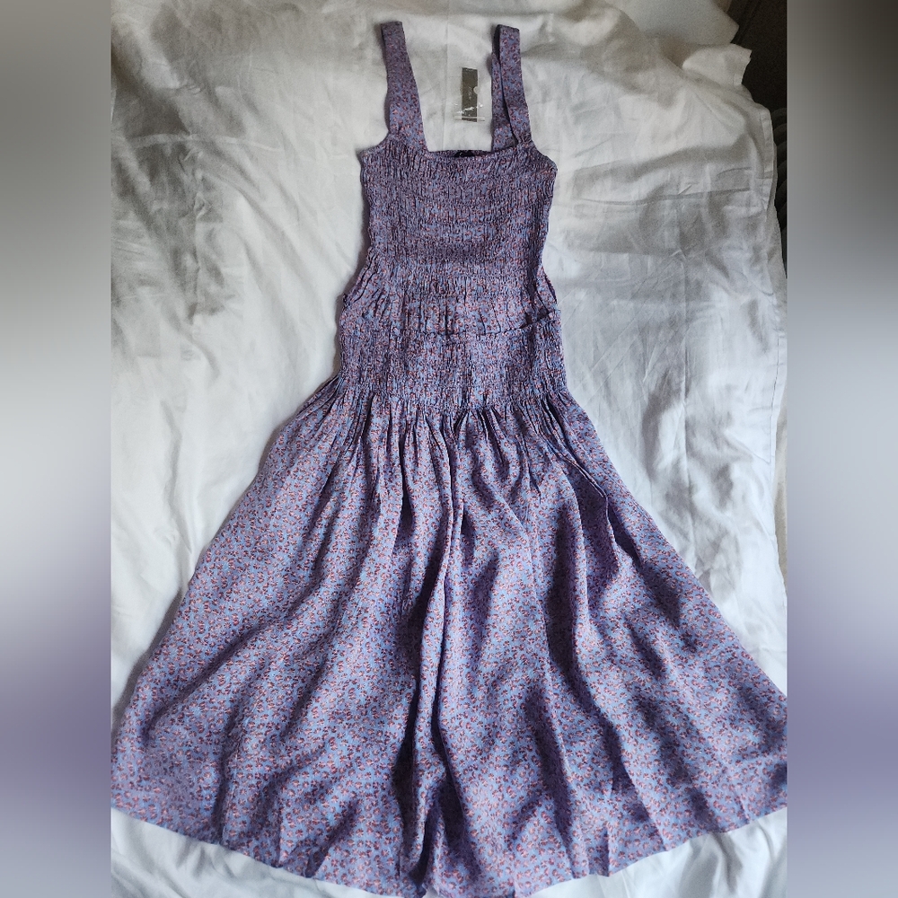 Jcrew Smocked midi dress in summer fields print Floral Purple Bnwt - Picture 5 of 13
